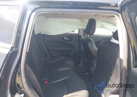 2020 Jeep Compass Sun And Wheel Fwd из США, поврежденный, VIN 3C4NJCBB7LT158829